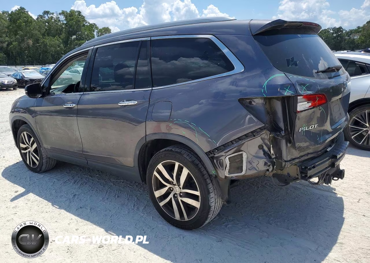 2017 Honda Pilot Touring VIN:5FNYF6H92HB073617 - 2
