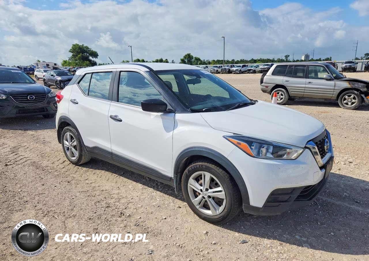 2020 Nissan Kicks S VIN:3N1CP5BV6LL504206 - 4