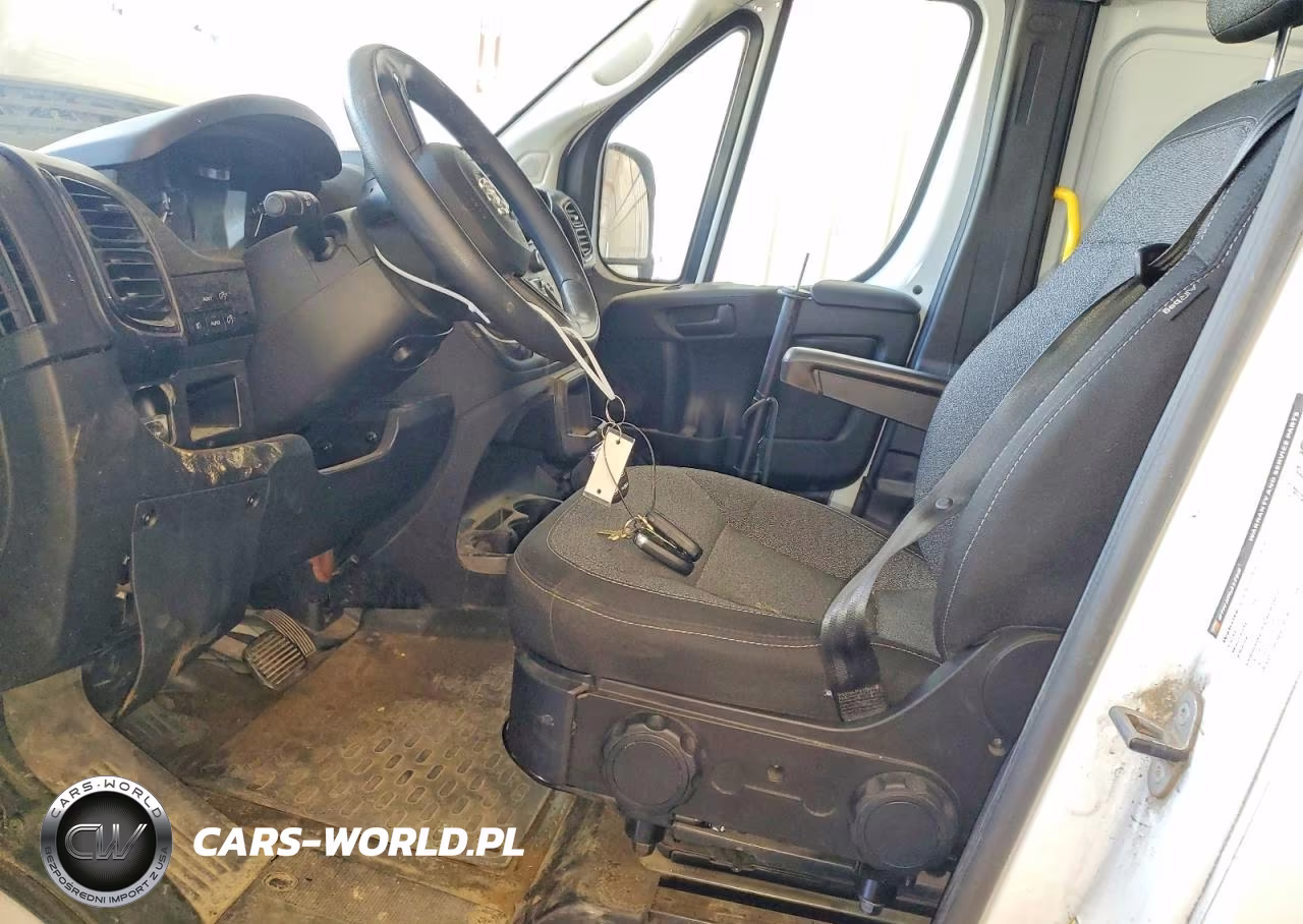 2023 Ram Promaster 2500 Delivery Van VIN:3C6LRVDGXPE601321 - 7