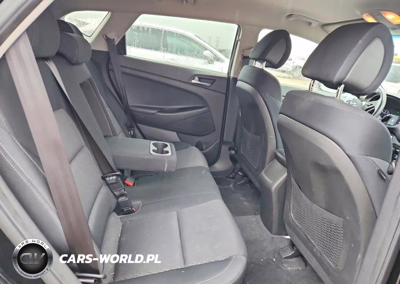 2016 Hyundai Tucson Sport VIN:KM8J33A25GU055927 - 10