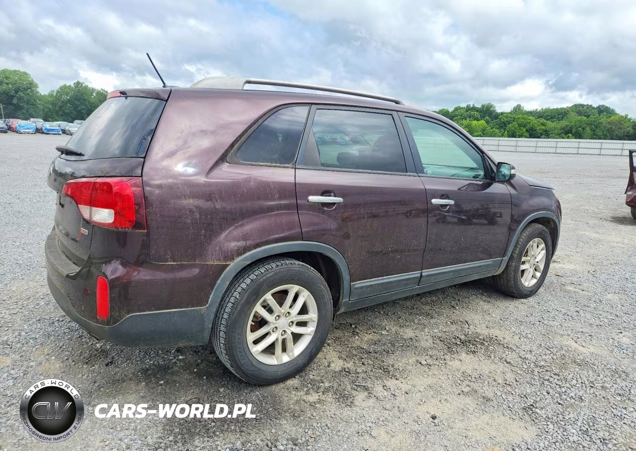 2015 Kia Sorento Lx VIN:5XYKT3A66FG577882 - 3