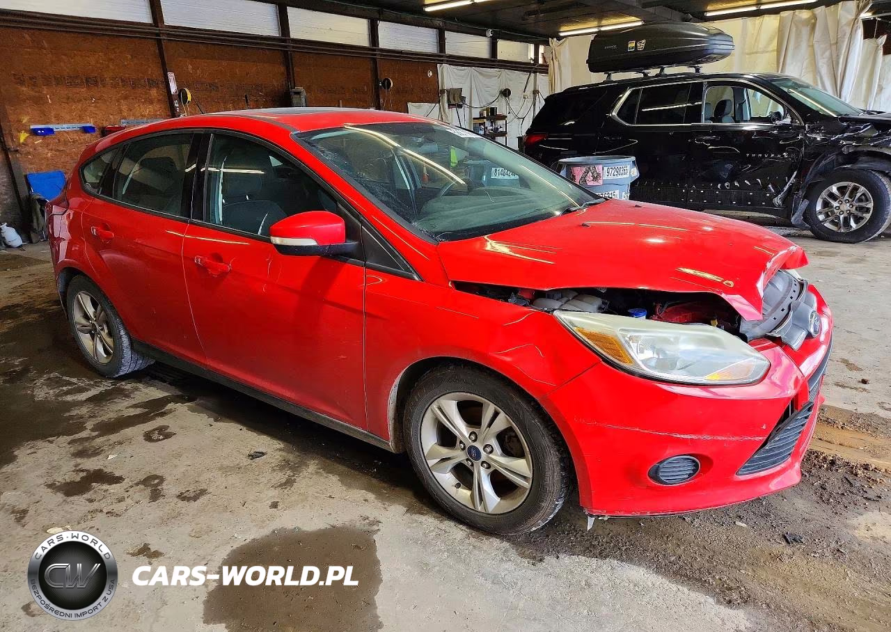 2014 Ford Focus Se VIN:1FADP3K24EL242184 - 4