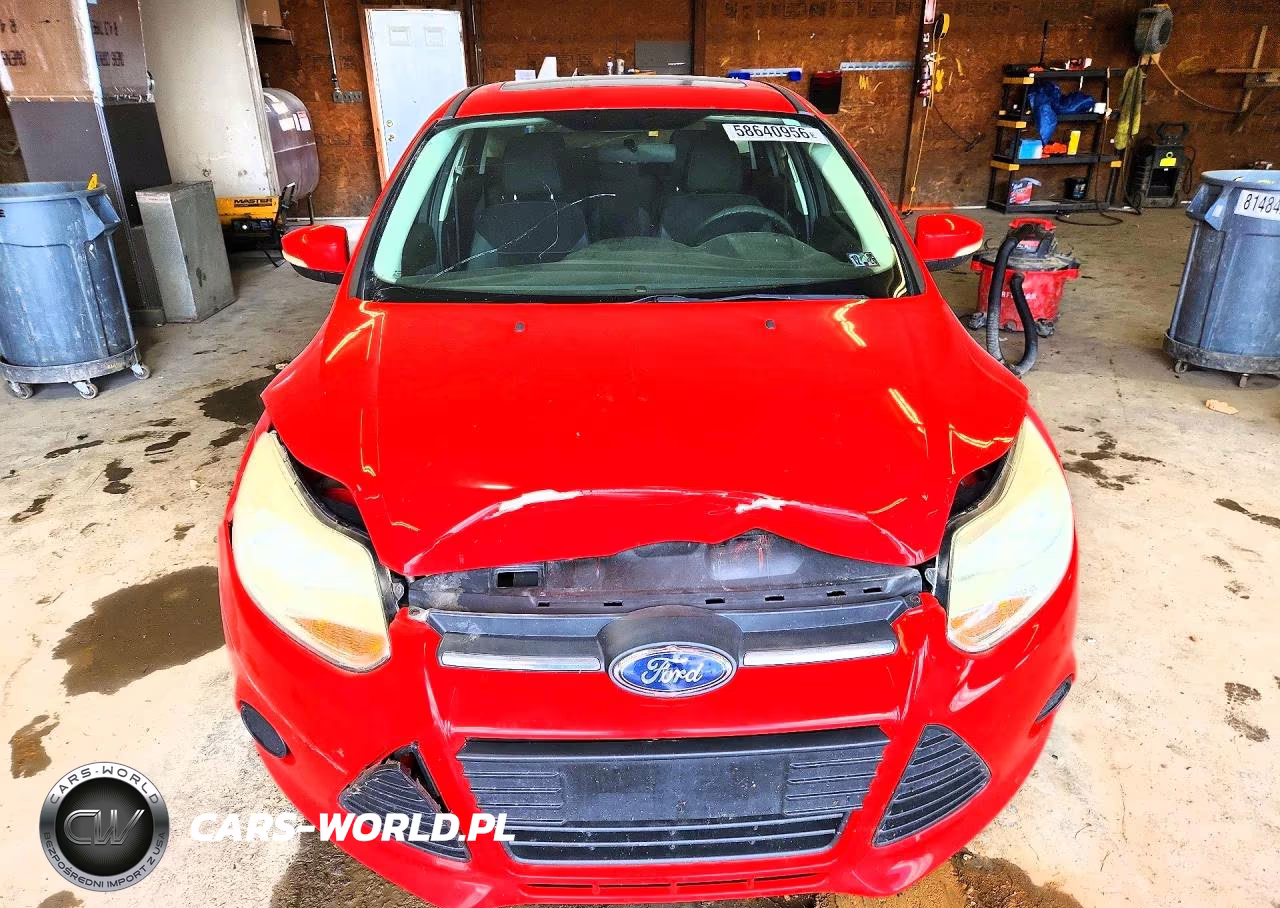2014 Ford Focus Se VIN:1FADP3K24EL242184 - 5
