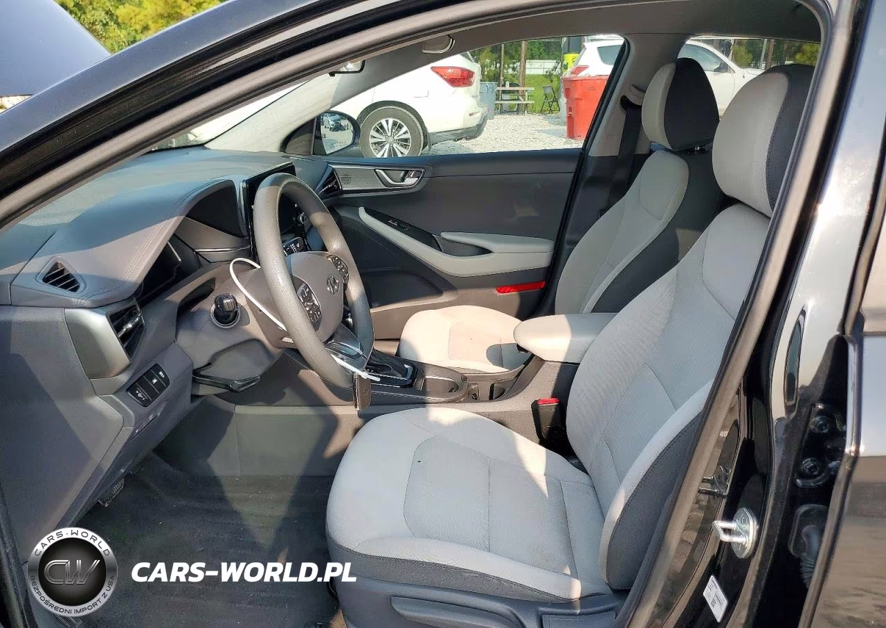 2021 Hyundai Ioniq Blue VIN:KMHC65LC6MU261481 - 7