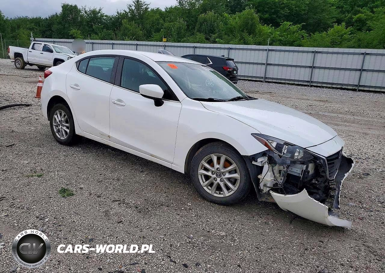 2015 Mazda 3 Touring VIN:3MZBM1V76FM202997 - 4
