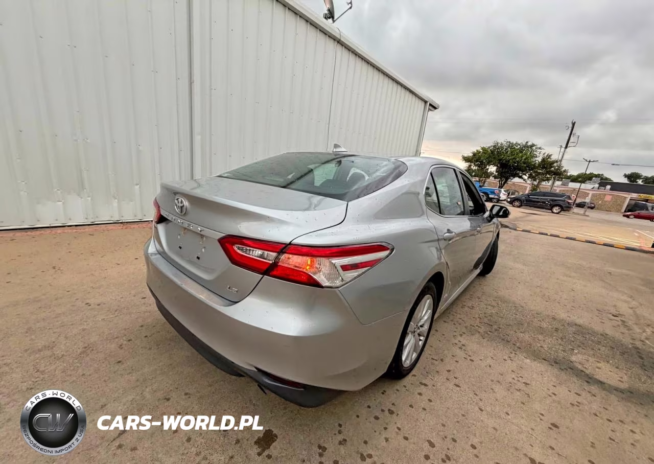 2020 Toyota Camry Le VIN:4T1C11AK2LU887853 - 4