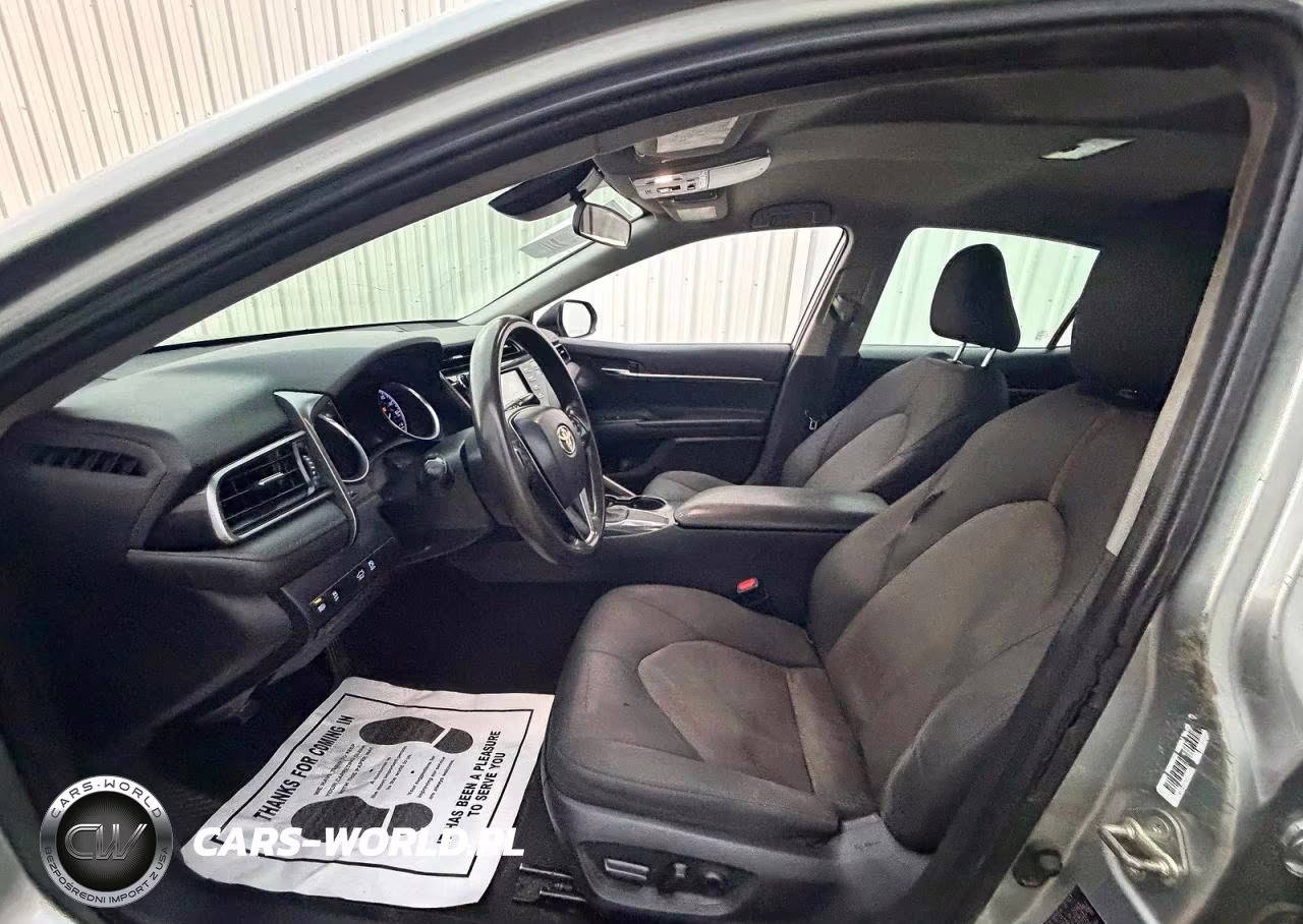 2020 Toyota Camry Le VIN:4T1C11AK2LU887853 - 5