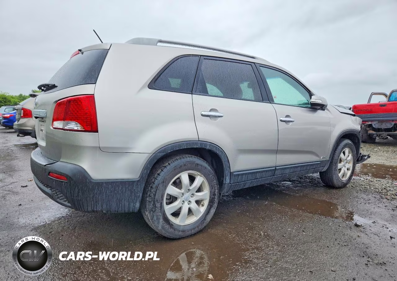 2012 Kia Sorento Lx VIN:5XYKTCA60CG288248 - 3