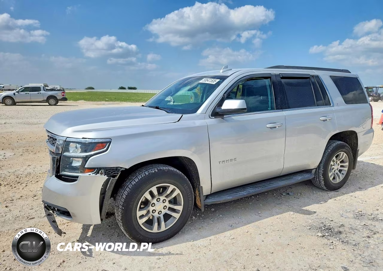 2018 Chevrolet Tahoe K1500 Lt VIN:1GNSKBKC8JR263072 - 1