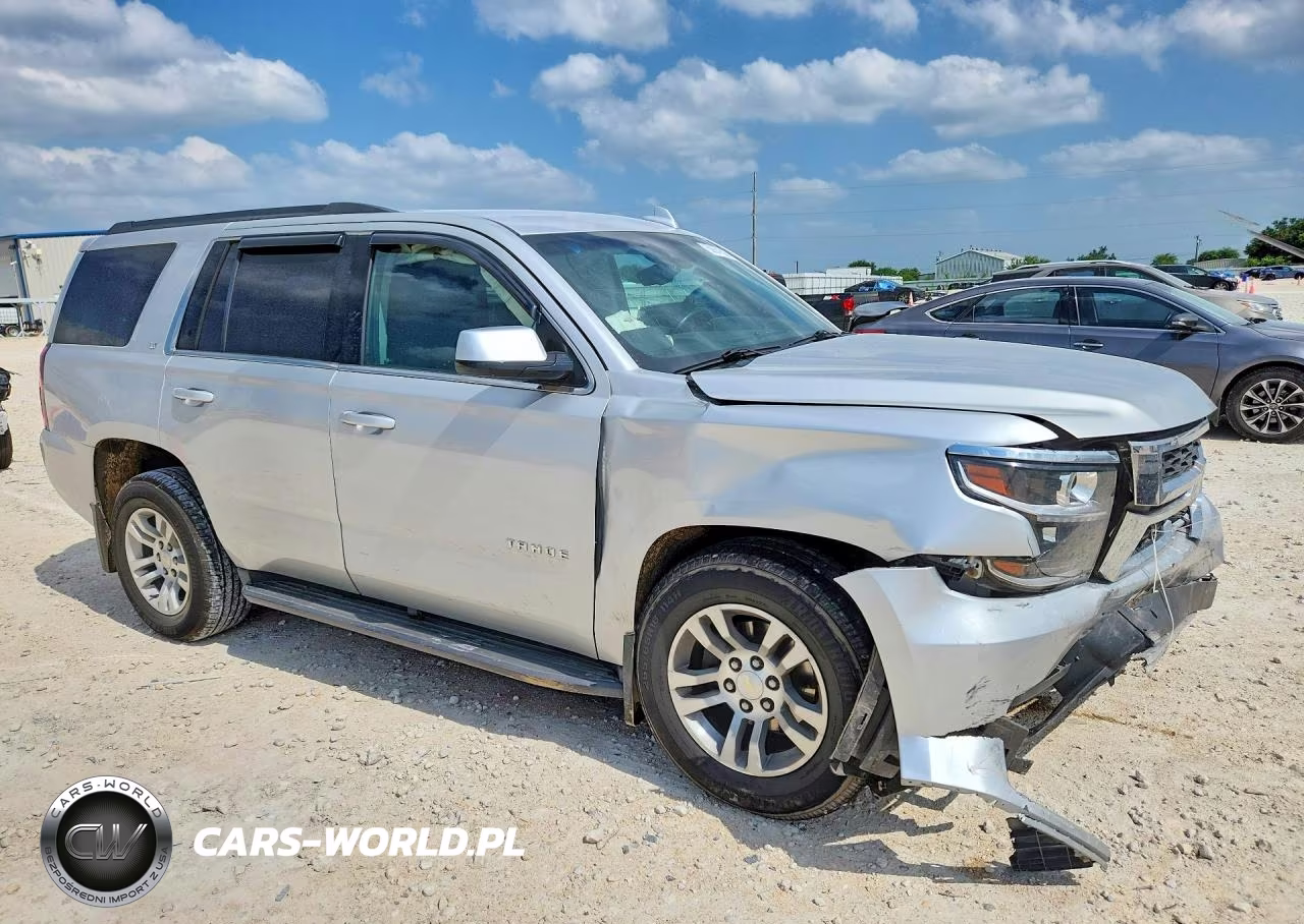 2018 Chevrolet Tahoe K1500 Lt VIN:1GNSKBKC8JR263072 - 4