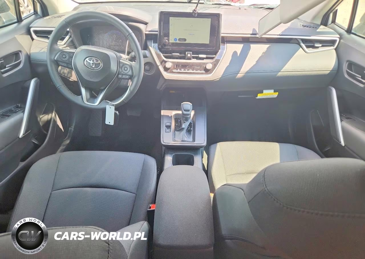 2026 Toyota Corolla Cross Le VIN:7MUCAABG3TV167728 - 8