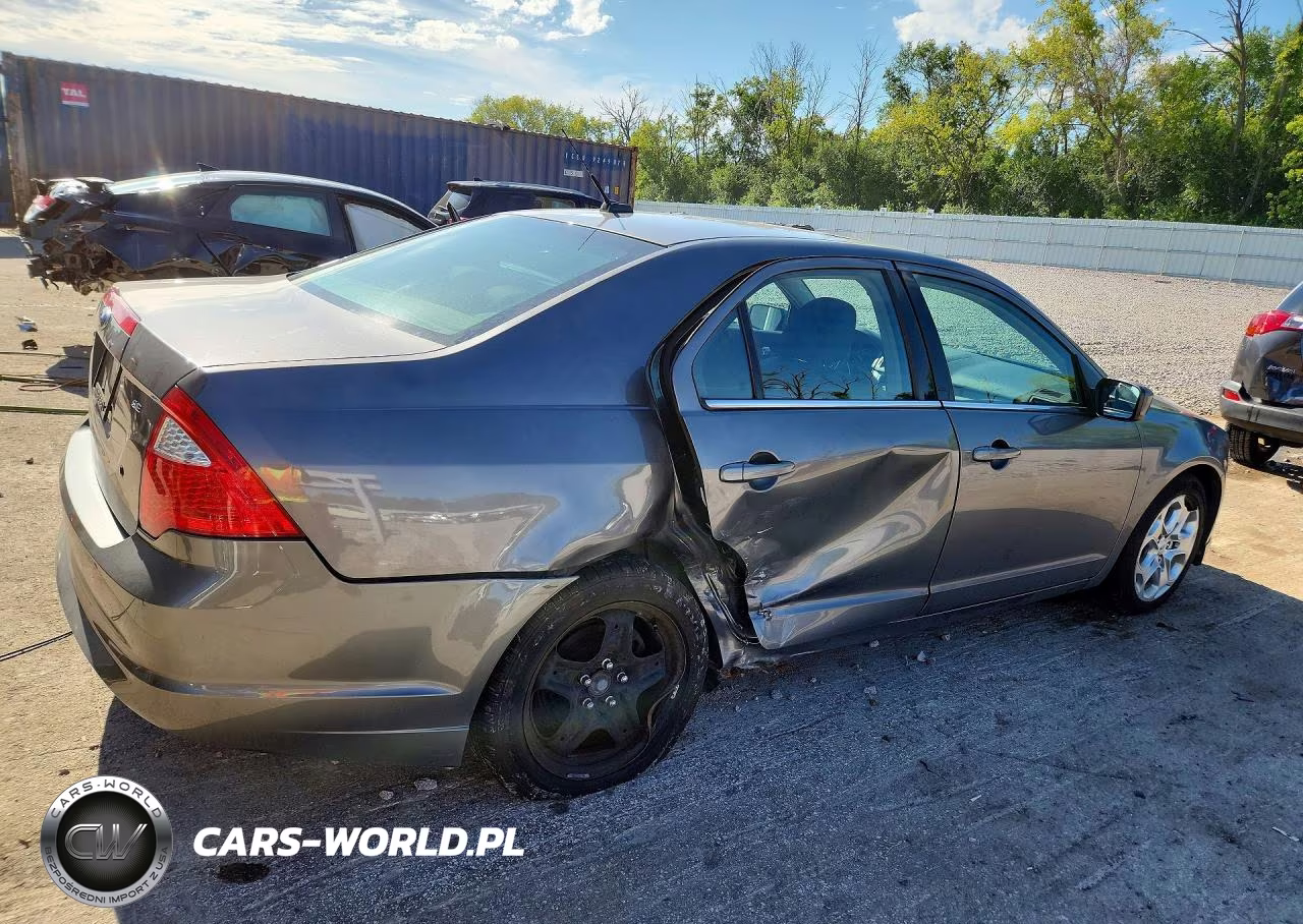 2010 Ford Fusion Se VIN:3FAHP0HA3AR283237 - 3