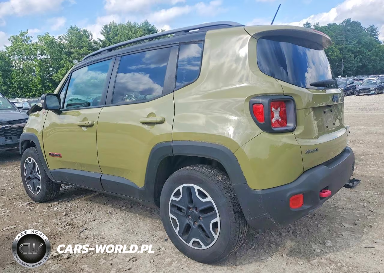 2015 Jeep Renegade Trailhawk VIN:ZACCJBCT5FPB93017 - 2