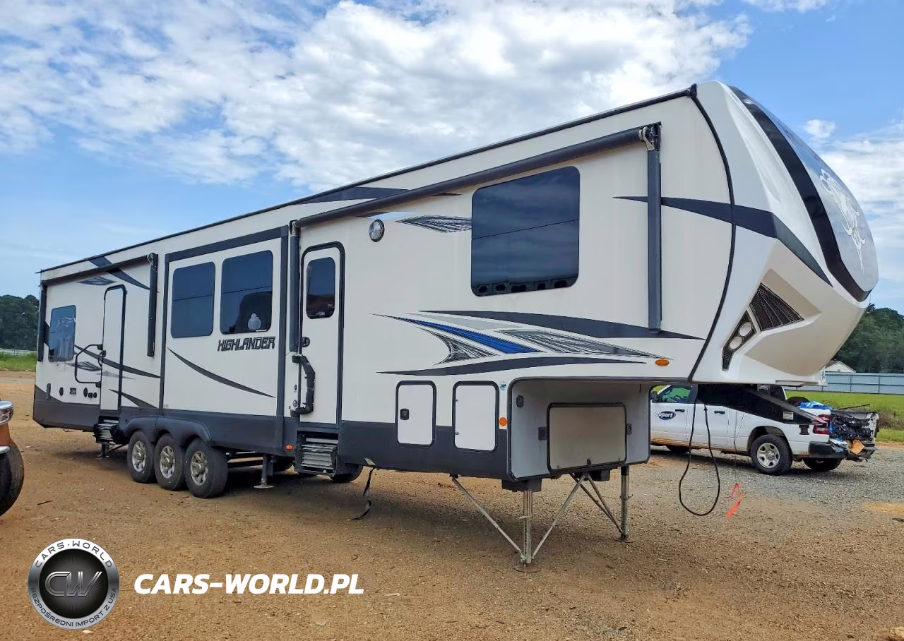2019 Highland Ridge Highlander Camper
