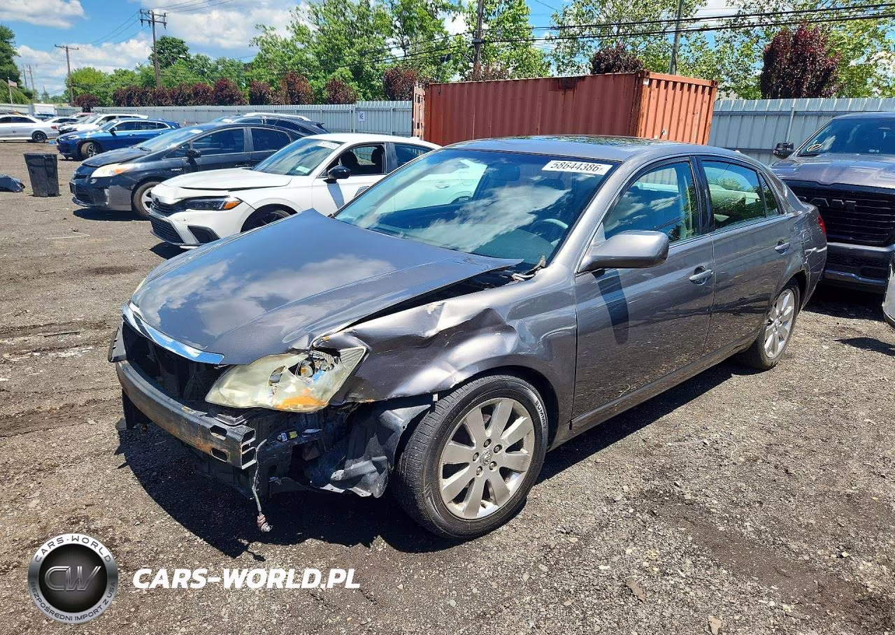 2005 Toyota Avalon Xls