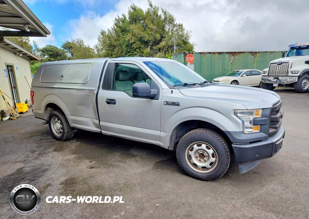 2017 Ford F150 VIN:1FTMF1C8XHKD02645 - 4