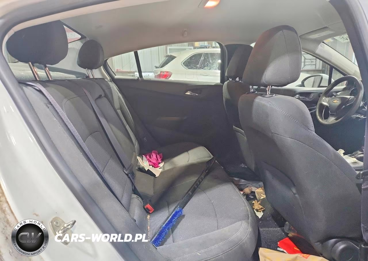 2017 Chevrolet Cruze Lt VIN:1G1BE5SM3H7103710 - 10