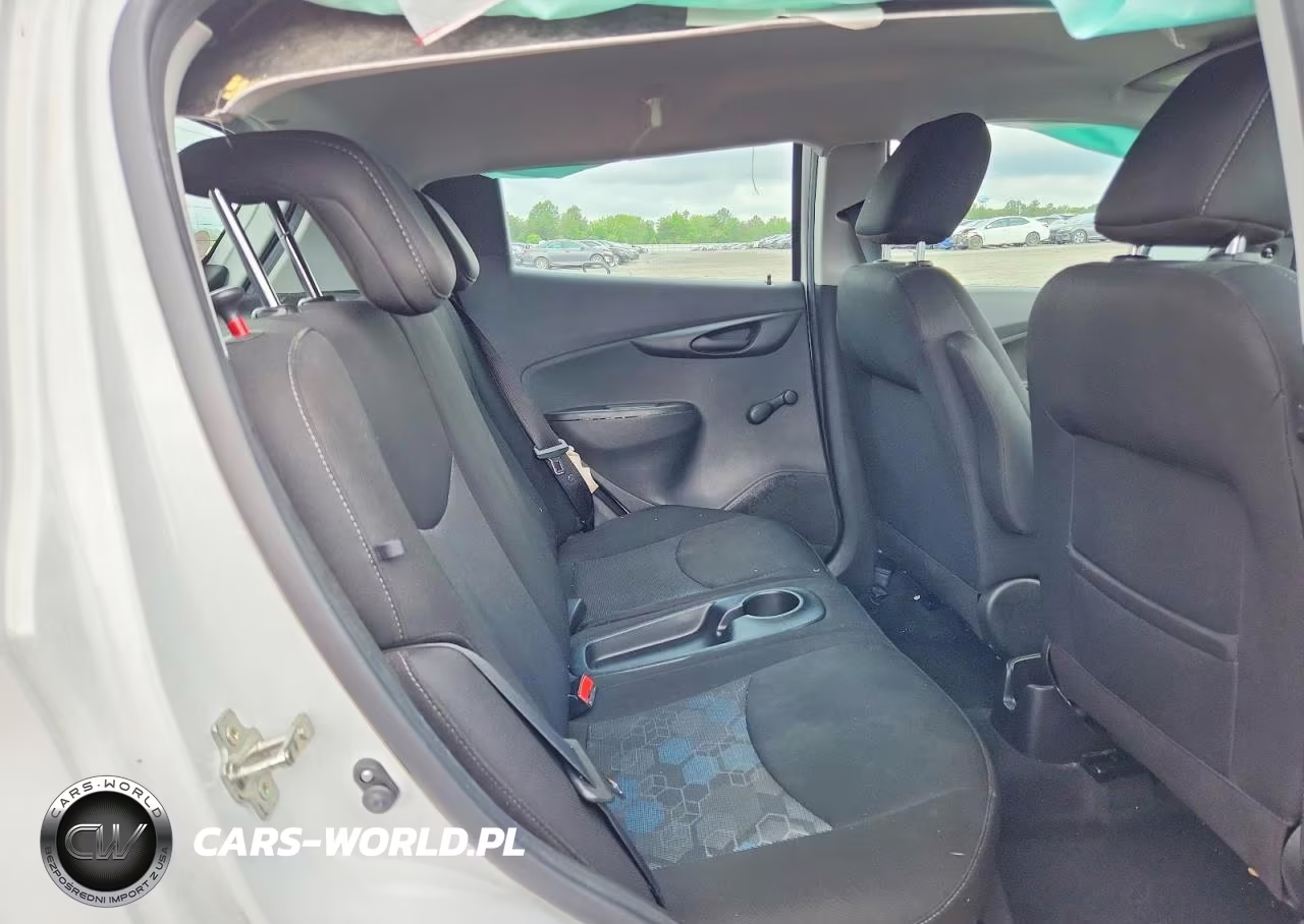 2018 Chevrolet Spark Ls VIN:KL8CB6SAXJC472084 - 10