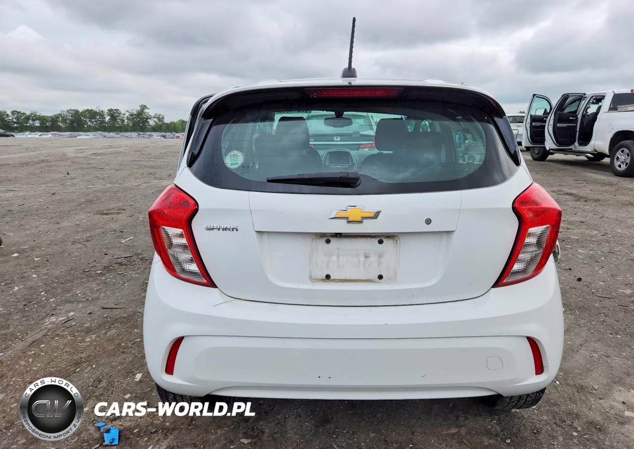 2018 Chevrolet Spark Ls VIN:KL8CB6SAXJC472084 - 6