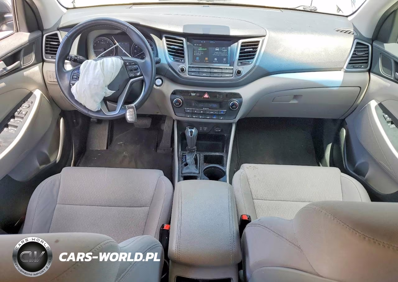 2018 Hyundai Tucson Value VIN:KM8J33A20JU683885 - 8