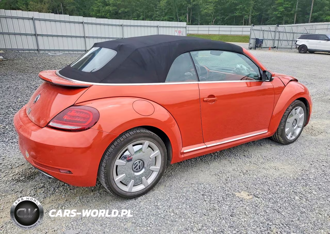 2017 Volkswagen Beetle S-Se VIN:3VW517AT2HM823149 - 3