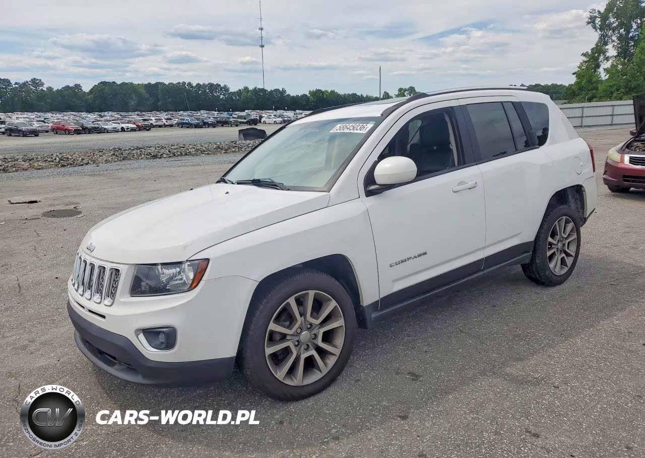 2016 Jeep Compass Latitude – zdjęcie 1 z 12
