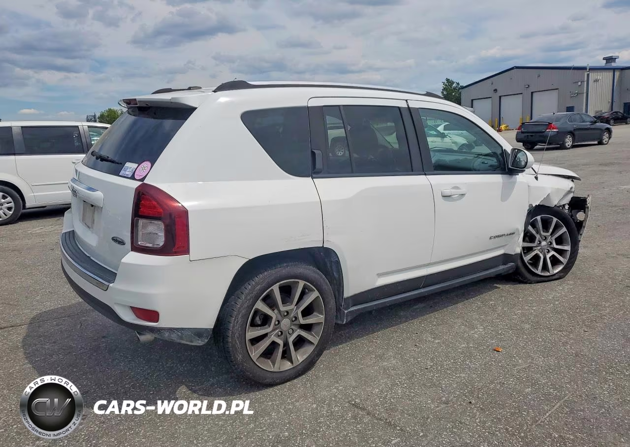 2016 Jeep Compass Latitude VIN:1C4NJDEB9GD765974 - 3