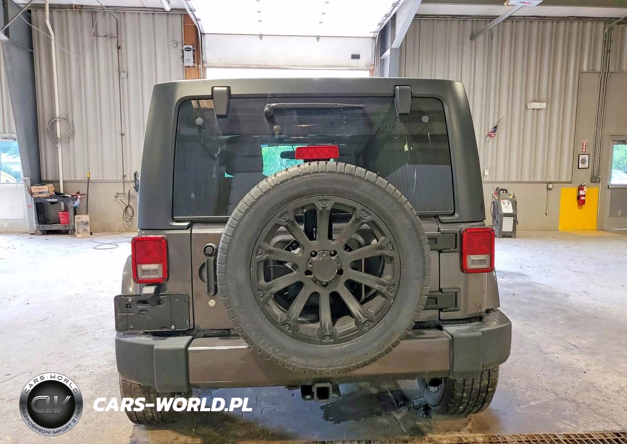 2017 Jeep Wrangler Unlimited Sahara VIN:1C4BJWEGXHL754712 - 6