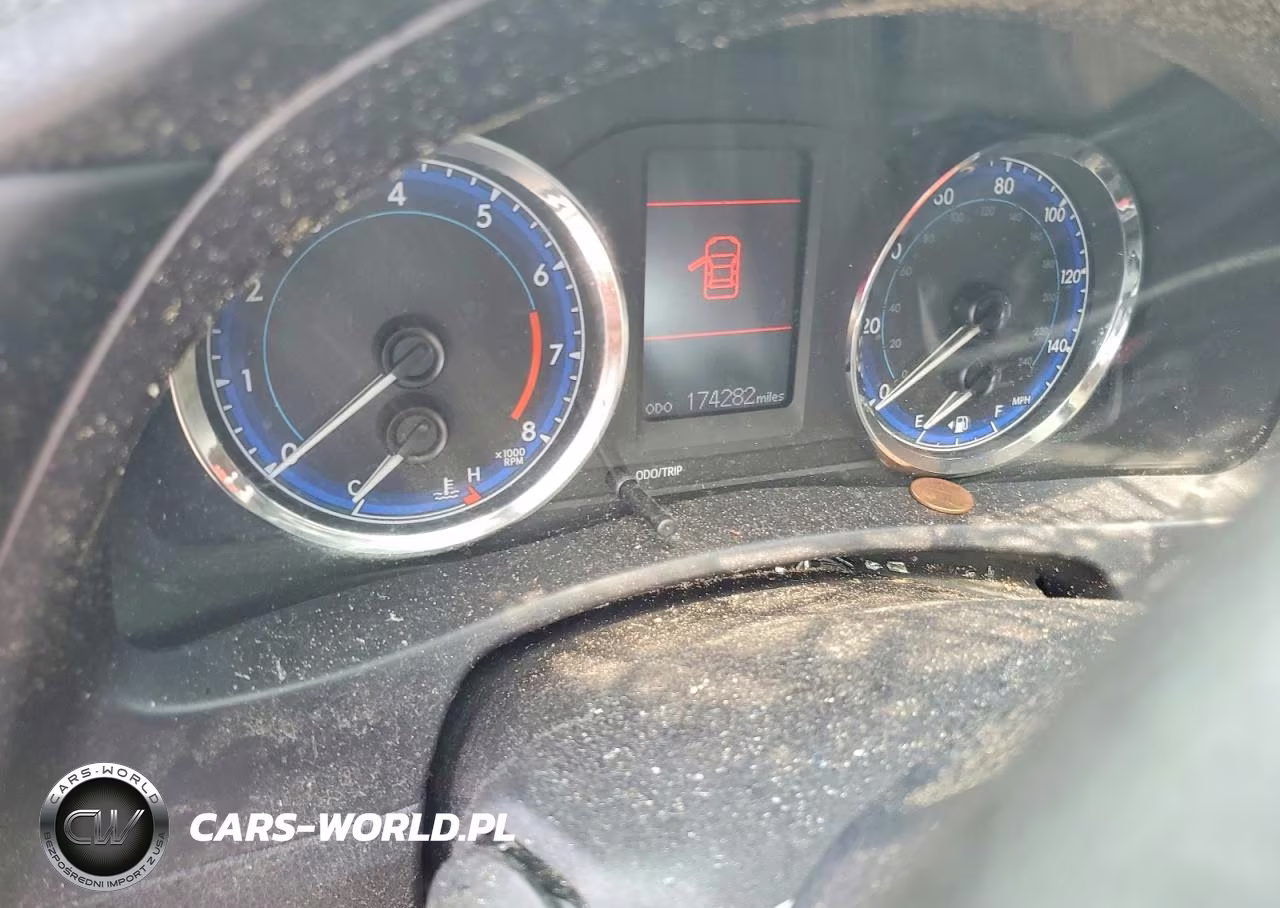 2017 Toyota Corolla Le VIN:5YFBURHE6HP678156 - 9