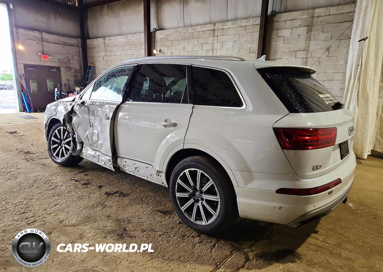 2019 Audi Q7 Premium Plus VIN:WA1LAAF72KD015450 - 2