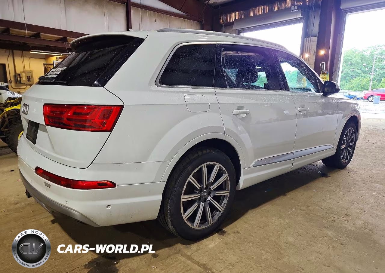 2019 Audi Q7 Premium Plus VIN:WA1LAAF72KD015450 - 3