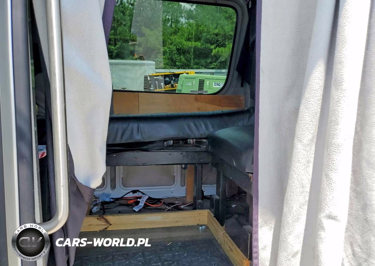 2009 Freightliner Sprinter 3500 VIN:WDYPF4AC795429380 - 11