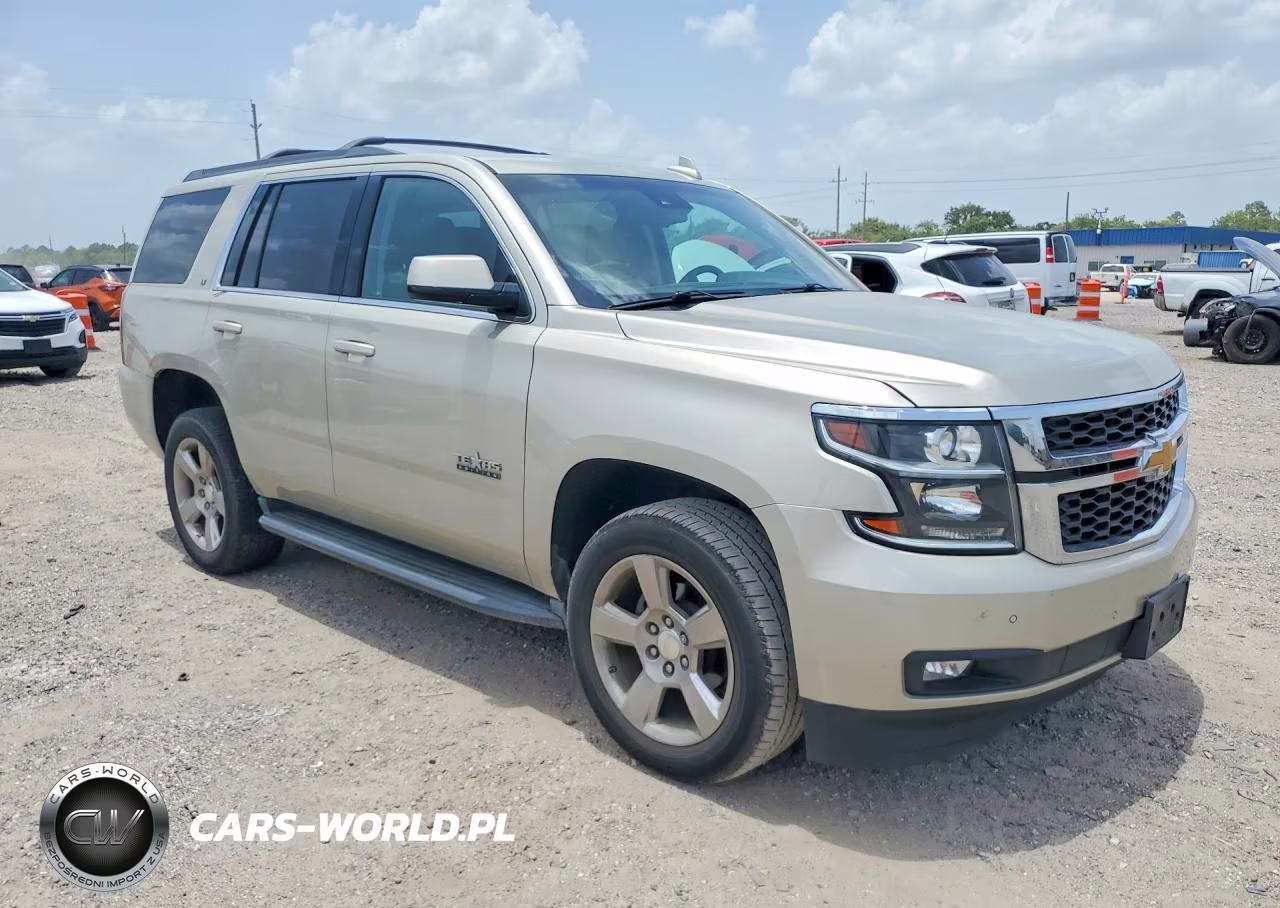 2017 Chevrolet Tahoe C1500 Lt VIN:1GNSCBKC9HR215569 - 4