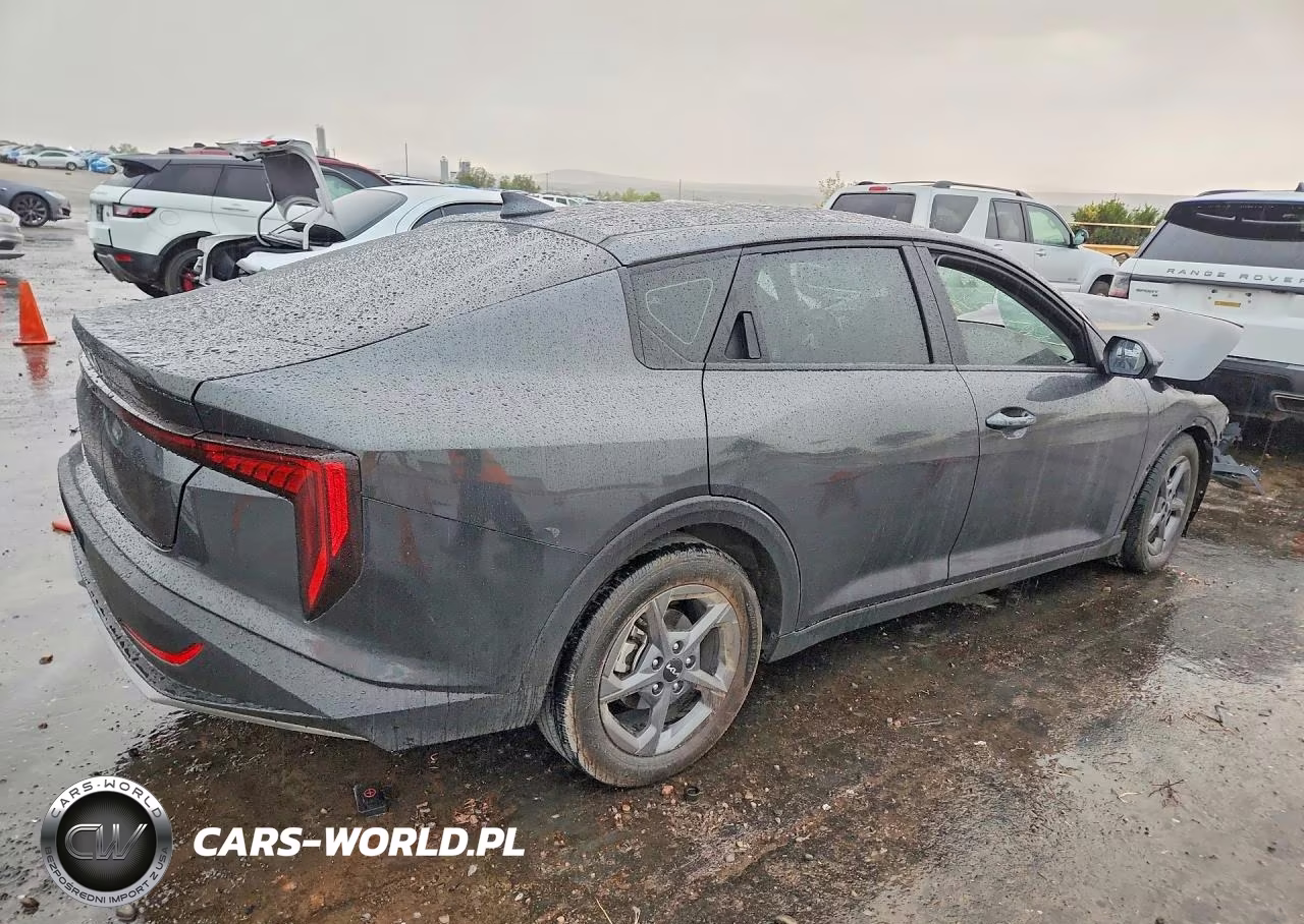 2025 Kia K4 Lxs VIN:3KPFT4DE5SE030961 - 3