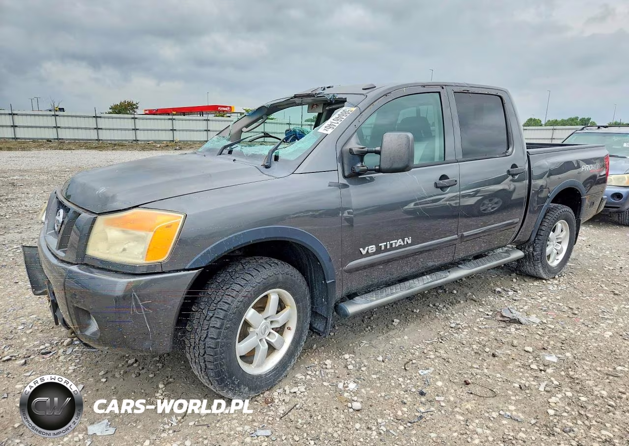 2011 Nissan Titan Sv