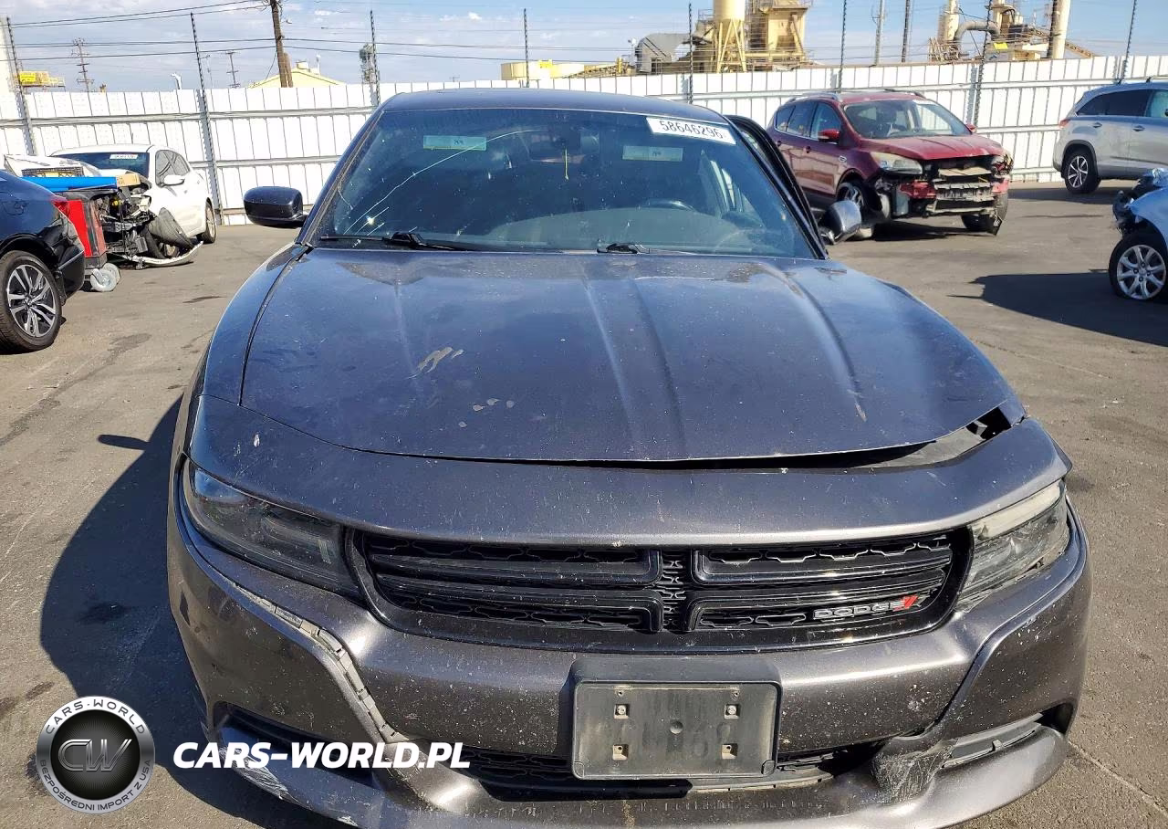 2019 Dodge Charger Sxt VIN:2C3CDXBG6KH727909 - 5