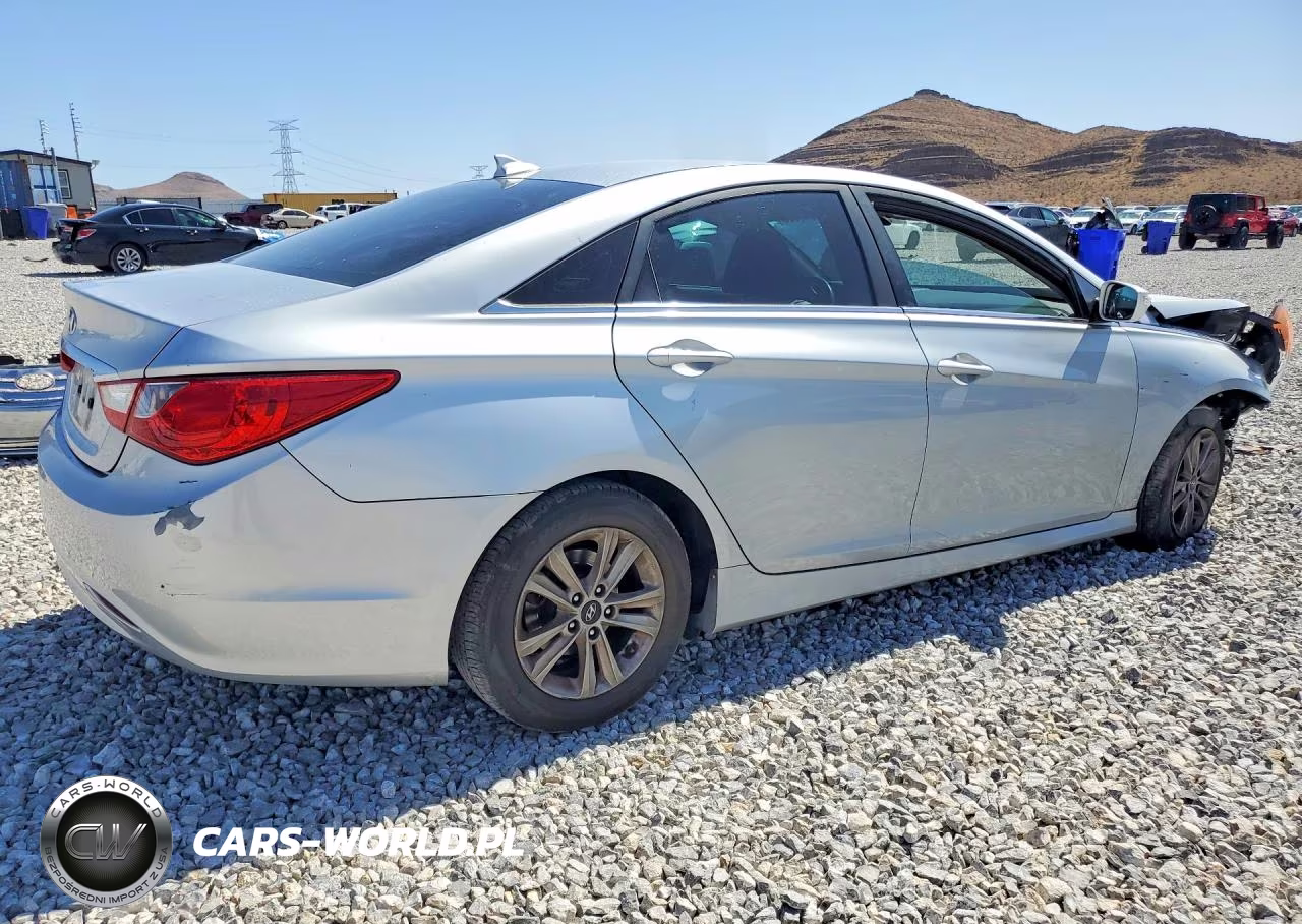 2014 Hyundai Sonata Gls VIN:5NPEB4AC1EH942634 - 3