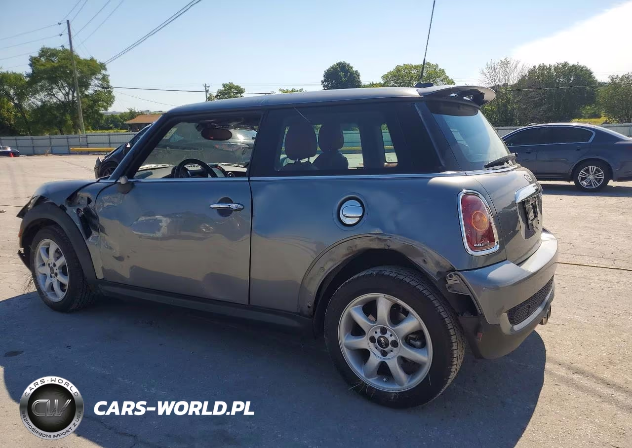 2008 Mini Cooper S VIN:WMWMF73548TV35260 - 2