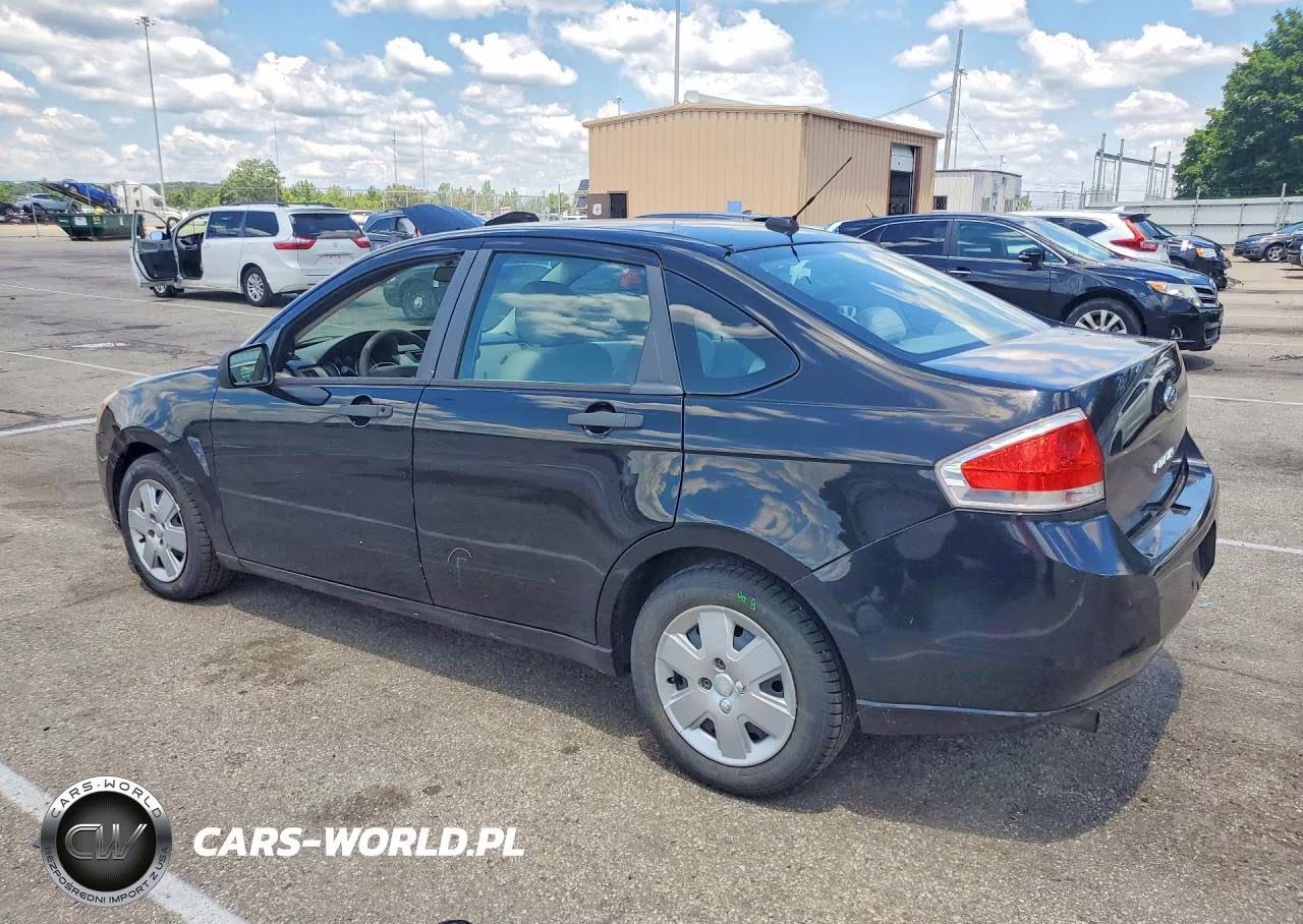 2010 Ford Focus S VIN:1FAHP3EN7AW201757 - 2