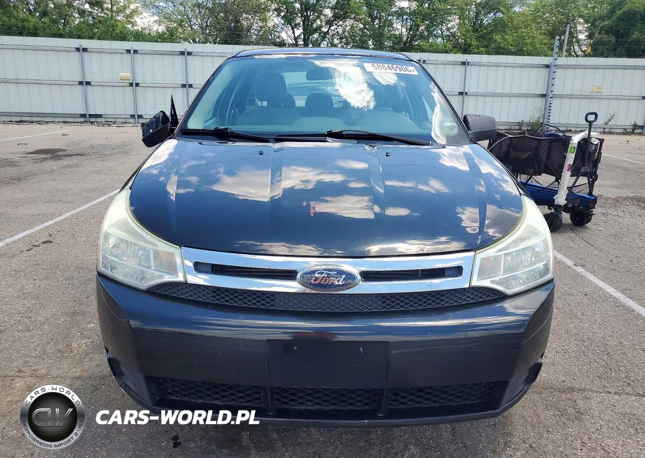 2010 Ford Focus S VIN:1FAHP3EN7AW201757 - 5