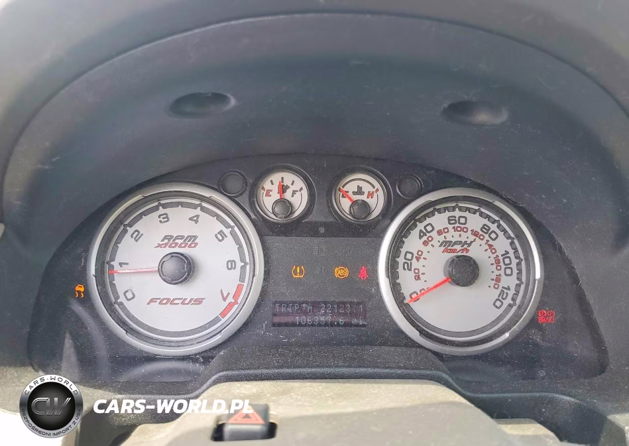 2010 Ford Focus S VIN:1FAHP3EN7AW201757 - 9