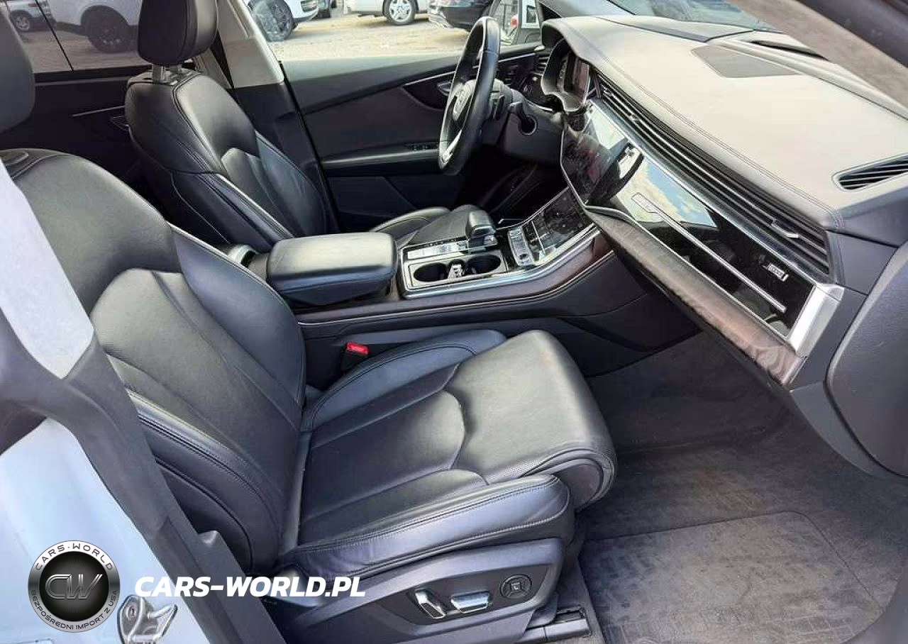 2019 Audi Q8 Prestige S-Line VIN:WA1FVAF12KD034643 - 7