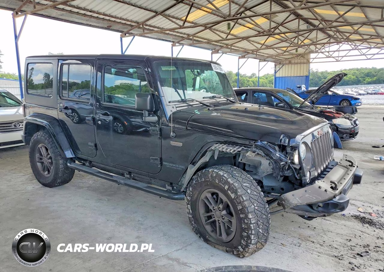2016 Jeep Wrangler Unlimited Sahara VIN:1C4HJWEG6GL216744 - 4