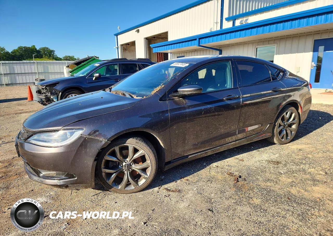 2016 Chrysler 200 S – zdjęcie 1 z 12