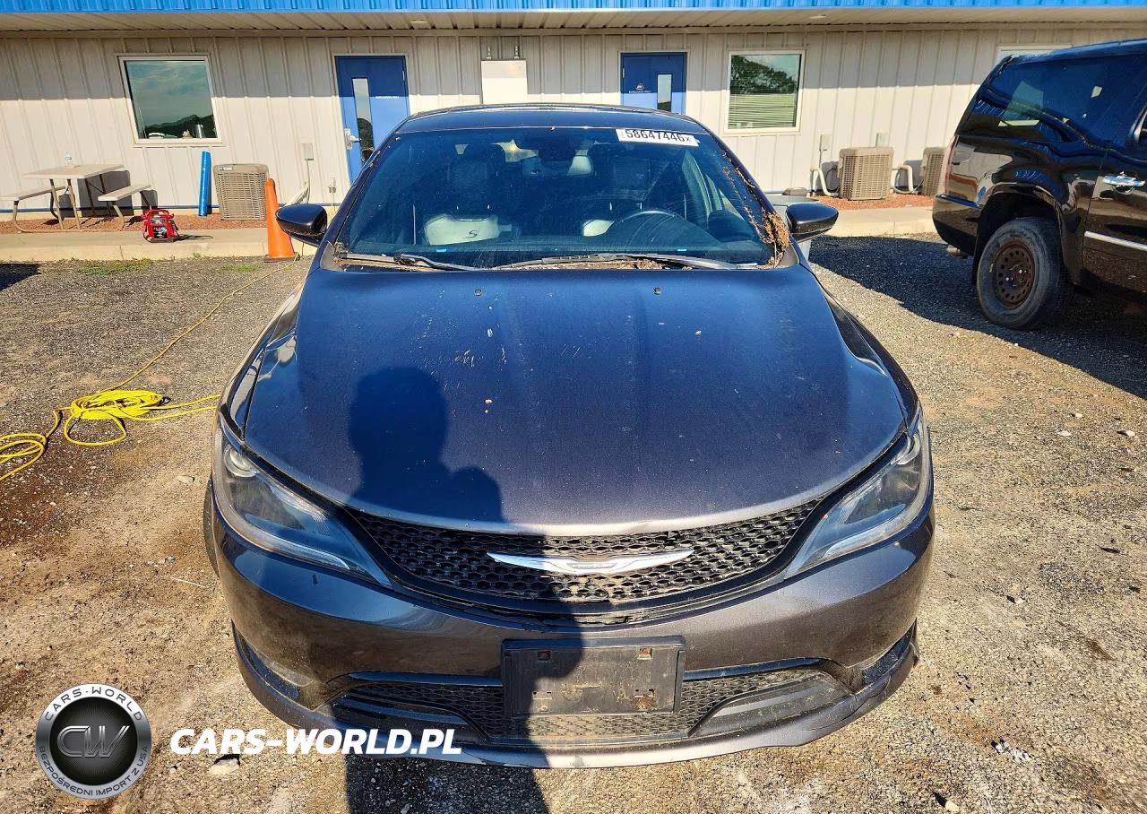 2016 Chrysler 200 S VIN:1C3CCCDG4GN158467 - 5