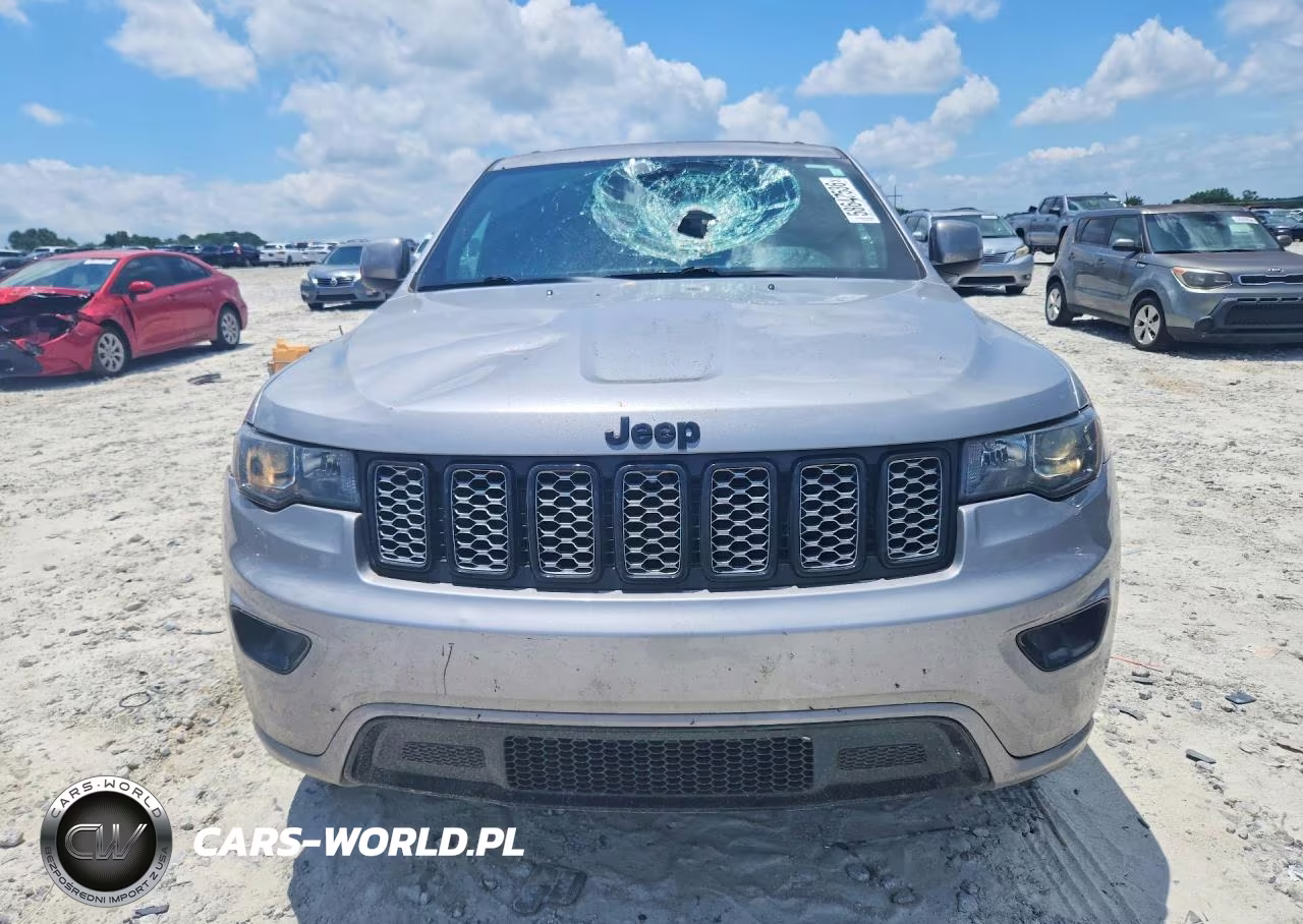 2021 Jeep Grand Cherokee Laredo VIN:1C4RJEAG2MC597993 - 5