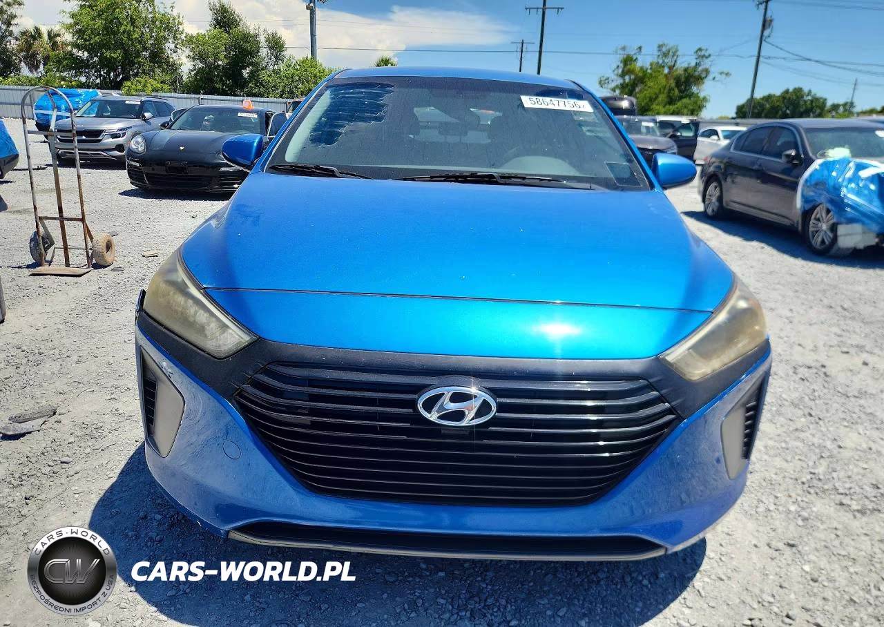 2017 Hyundai Ioniq Blue VIN:KMHC65LC2HU023746 - 5
