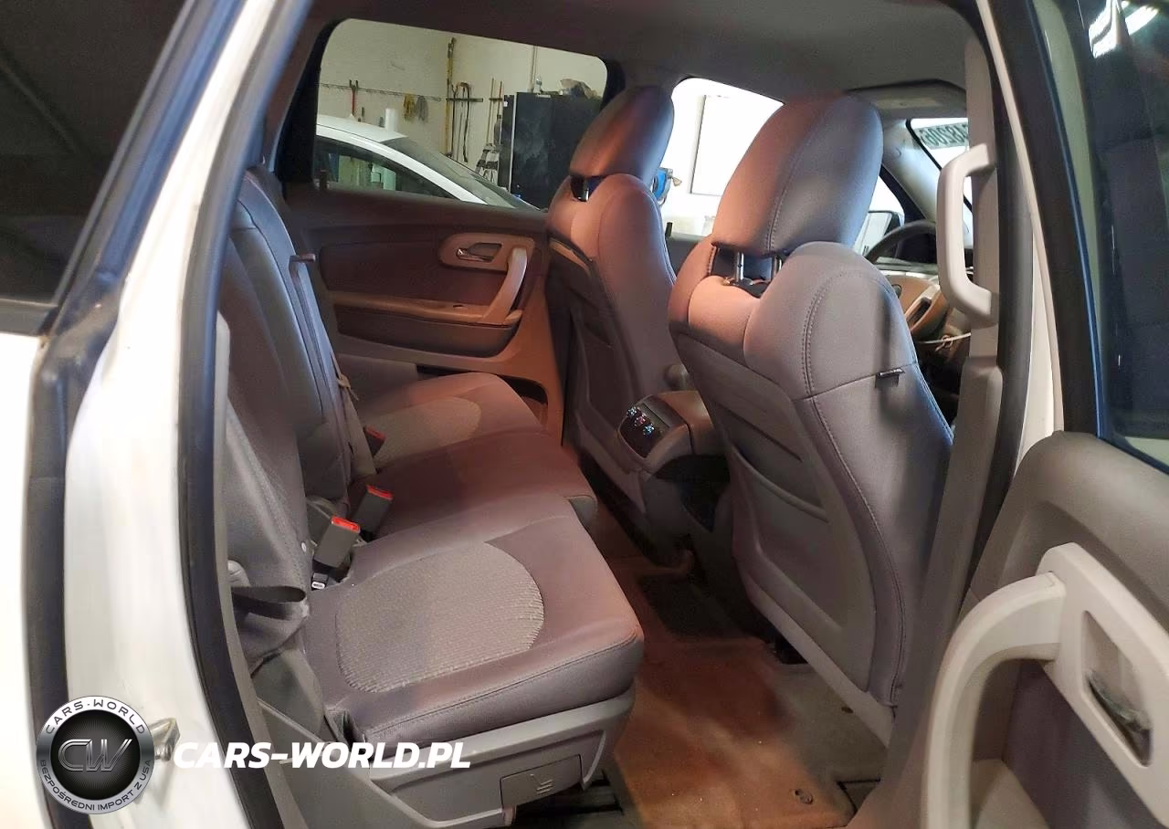 2012 Chevrolet Traverse Ls VIN:1GNKREEDXCJ374502 - 11