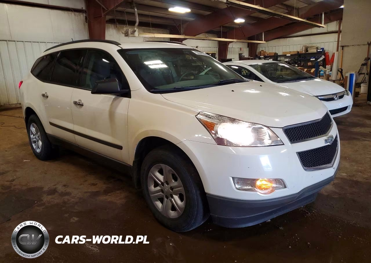 2012 Chevrolet Traverse Ls VIN:1GNKREEDXCJ374502 - 4