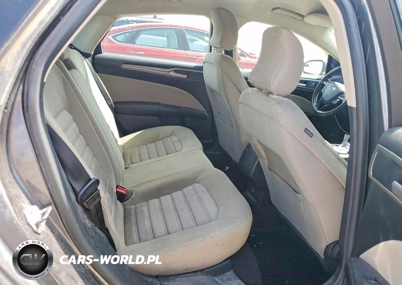 2017 Ford Fusion S VIN:3FA6P0G76HR360609 - 10